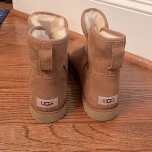 UGG Women’s SZ 10 Boots